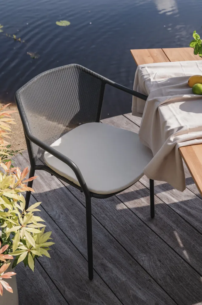 EMU Darwin tuinstoel met arm black