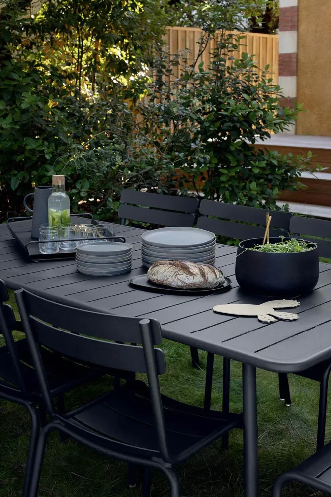 Fermob Luxembourg tuintafel L207 x B100 cm Liquorice