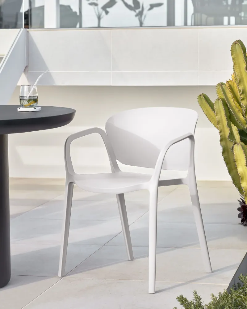 Kave Home Ania tuinstoel kunststof Wit