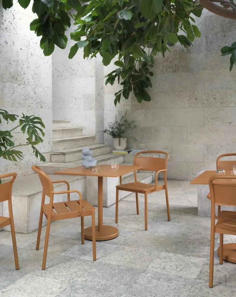 Muuto Linear Steel tuintafel bistro vierkant 70x70 cm Black