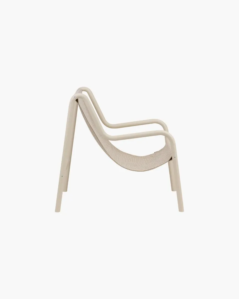 noo.ma Nokk Armchair outdoor loungestoel - Piazza Beige, waterdichte sling-zitting, stalen buizenframe