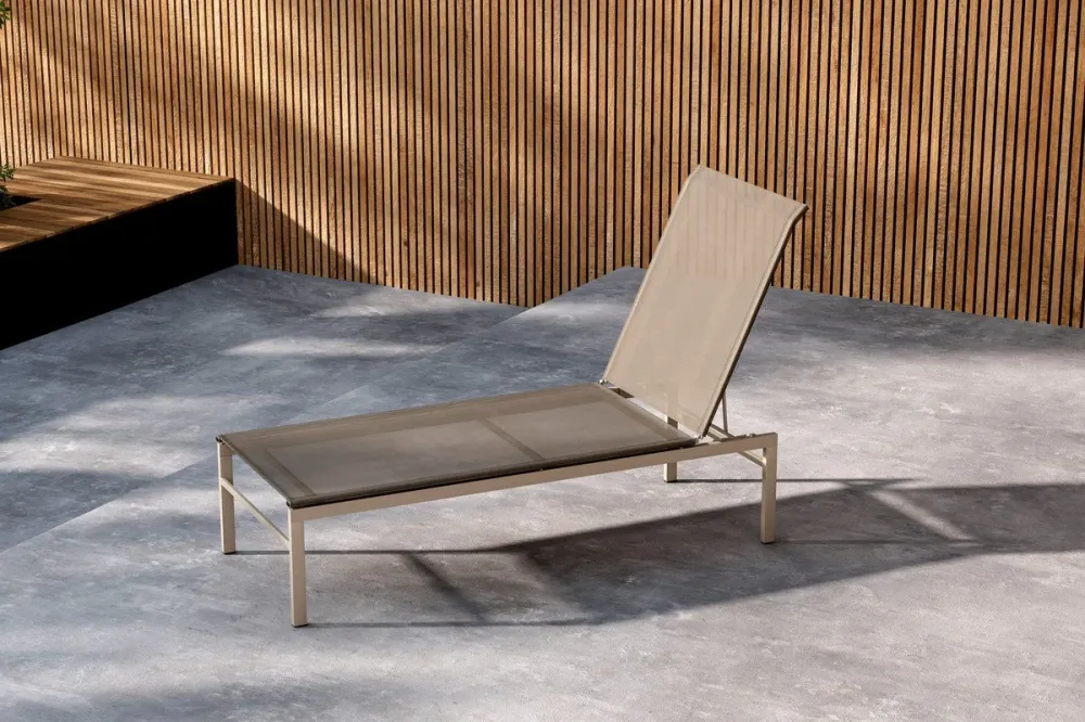 Rebellenclub Ligstoel Luna - Beige