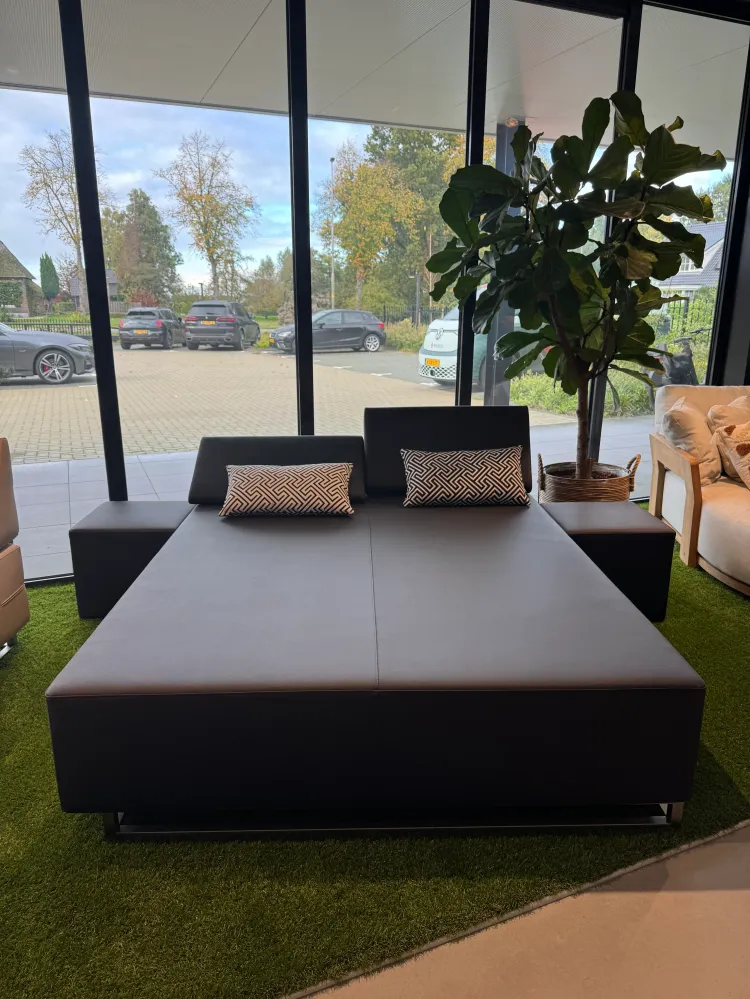 Loungebed met bijzettafels showroommodel – 160 x 200 cm Rhodos