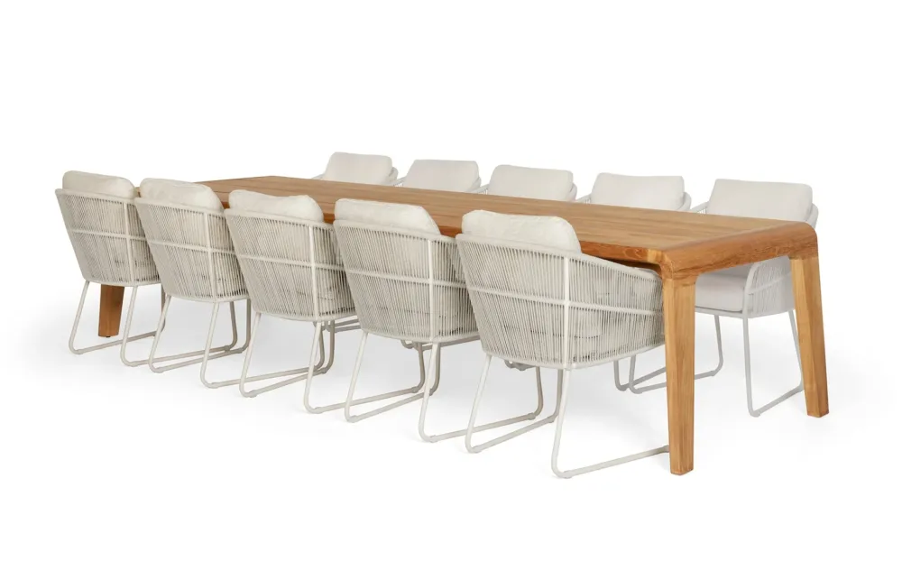SUNS Dining set met Basta tafel en Noli stoelen