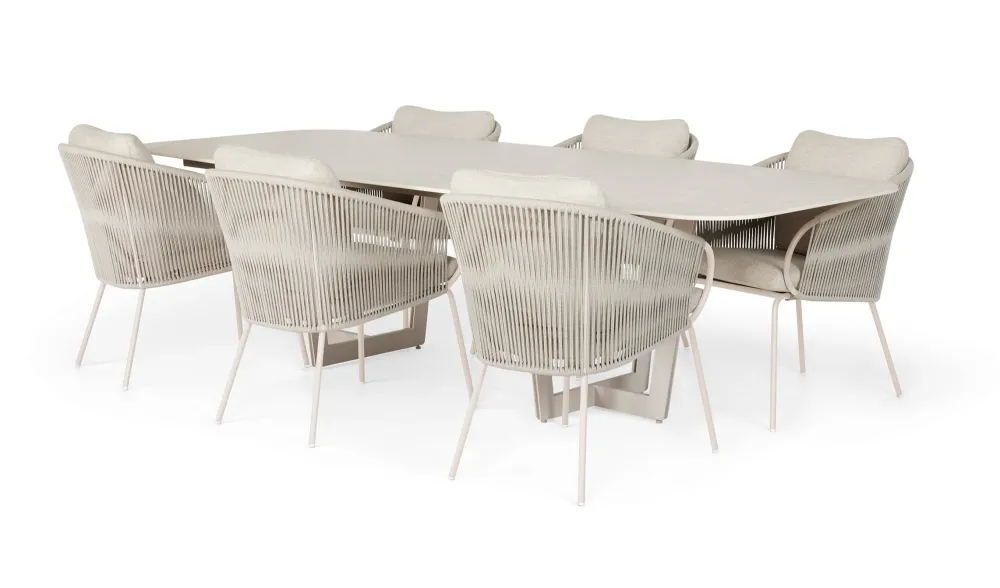 SUNS Dining set met Madre tafel en Dolce stoelen