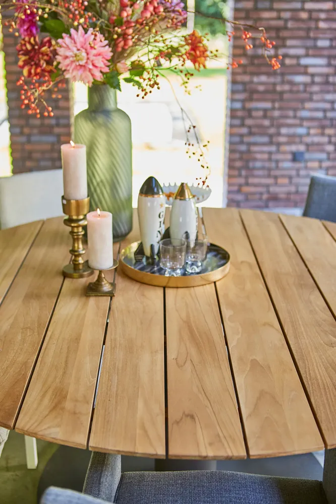SUNS Grado lage tafel Ø150 x 69 cm - Teak blad / Matt royal grey frame