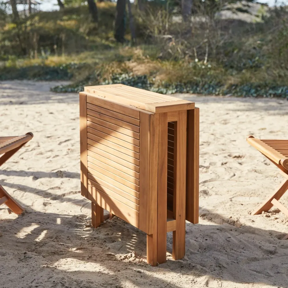 Tikamoon Inklapbare tuinset van massief acaciahout met 4 stoelen - Bruin