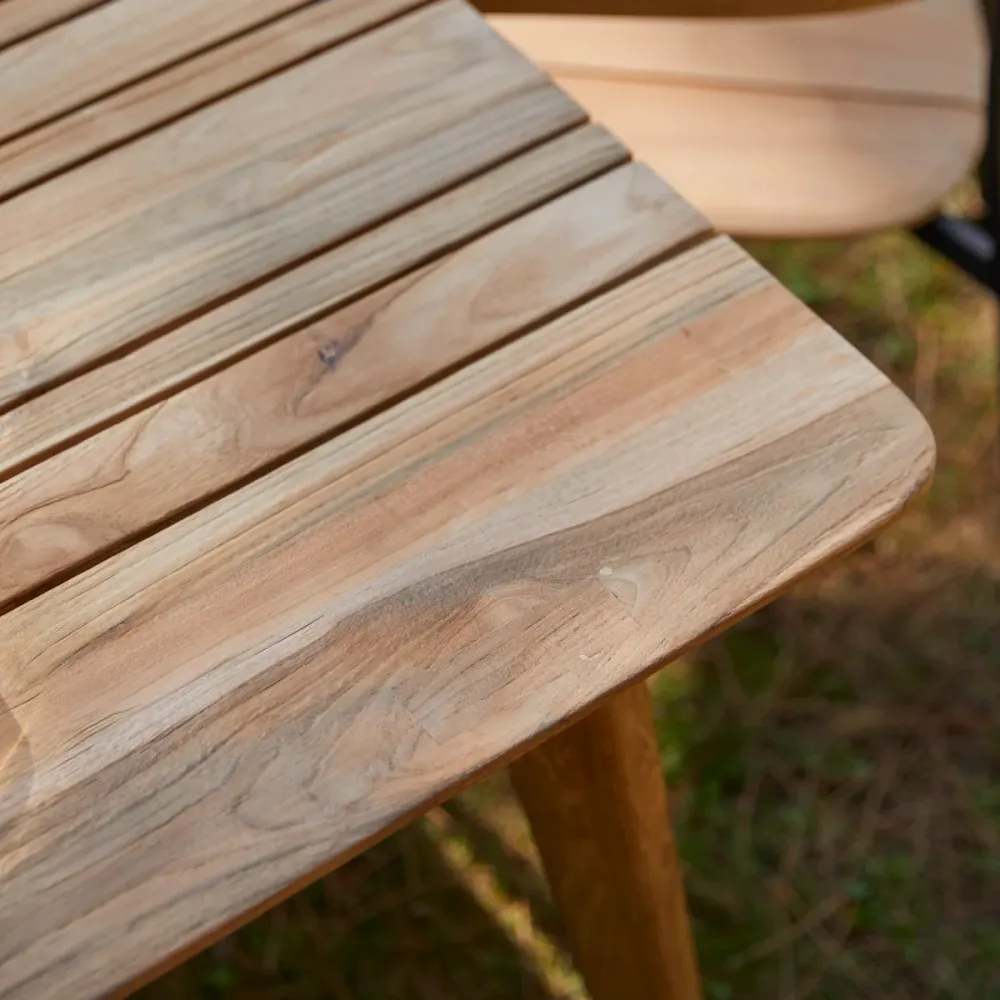 Tikamoon Tuintafel van gerecycled massief teak voor 6/8 personen - Naturel