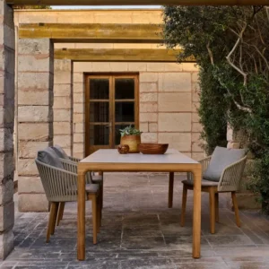 Tribù Illum Tuintafel