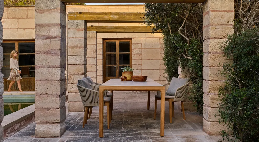 Tribù Illum Tuintafel