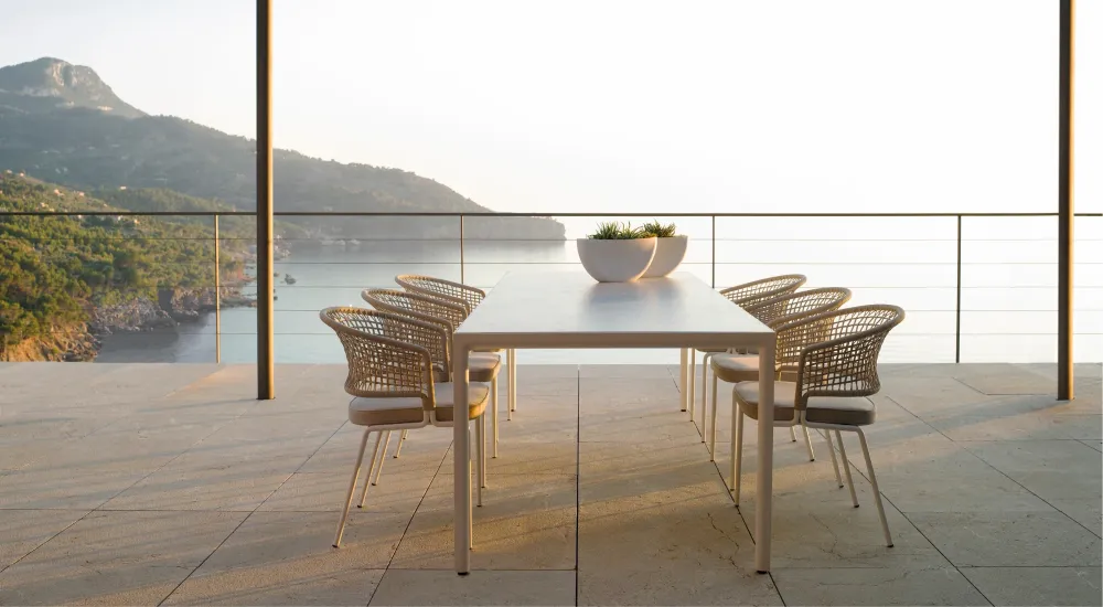 Tribù Illum Tuintafel