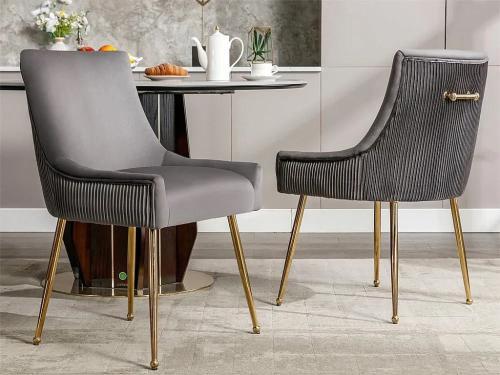 Set van 2 fluwelen gestoffeerde stoelen met gefineerde poten - grijs en goud ModernLuxe