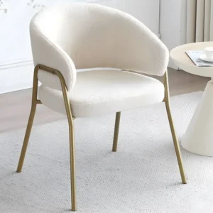 Stoel - sherpa stof - gouden poten - beige ModernLuxe