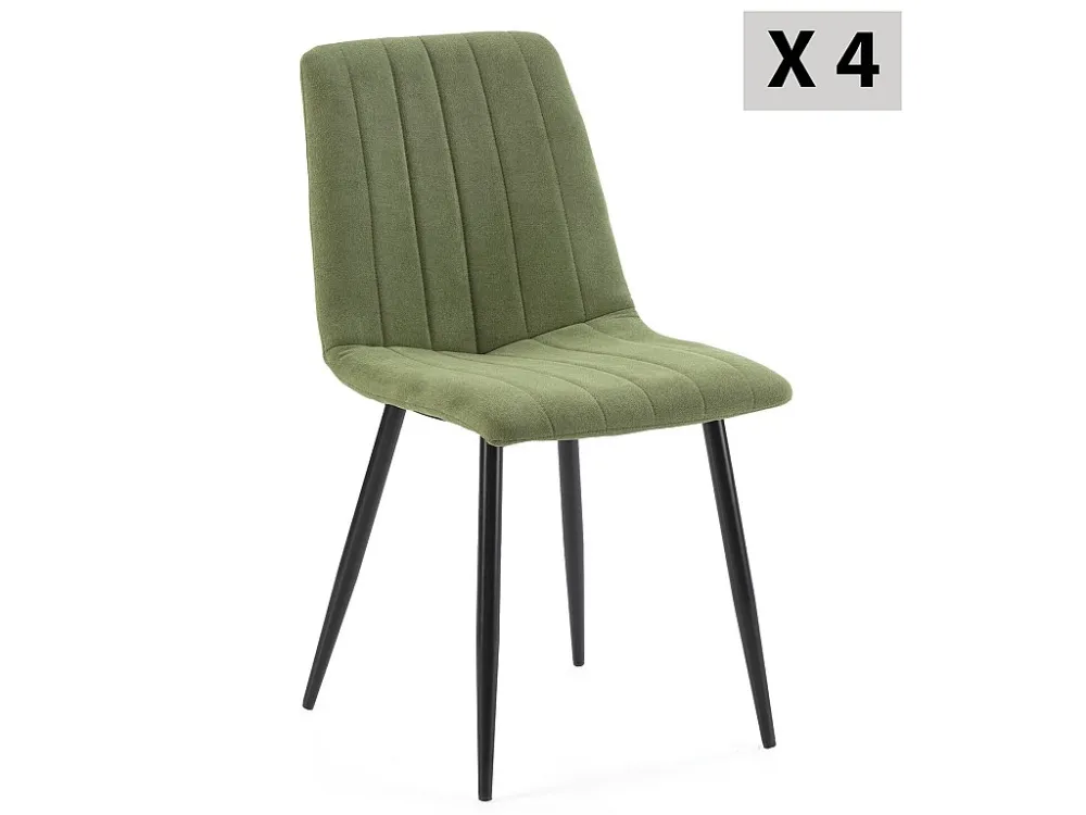Vier stoelen van Sagi bekleed met groene stof. VS Venta-stock