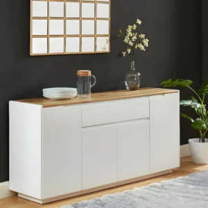 Buffetkast met 4 deuren en 1 lade. Witgelakt mdf AMANI