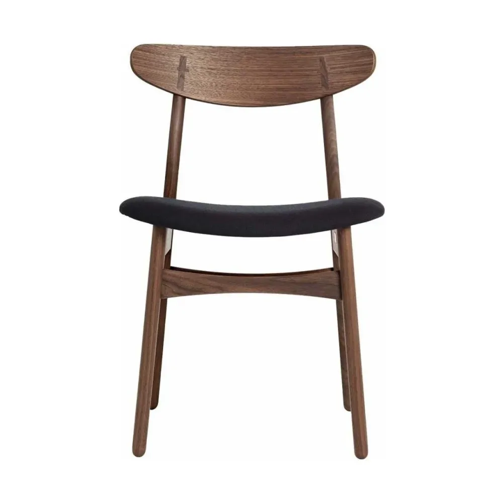 Carl Hansen & Søn CH30P eetkamerstoel geolied walnoot Fiord