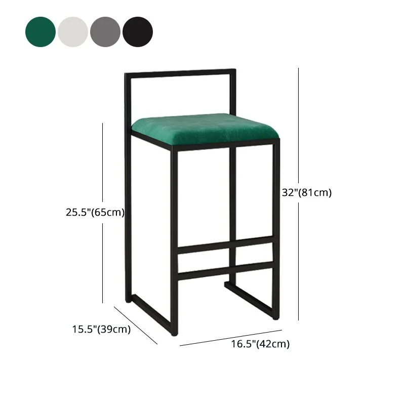 Barkruk met fluwelen bekleding Scandinavische stijl. Barkruk met sleebasis Clearhalo