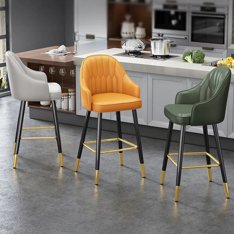 Barkruk Scandinavische stijl, metalen poten, lederen kuipstoel voor keukenbar Clearhalo