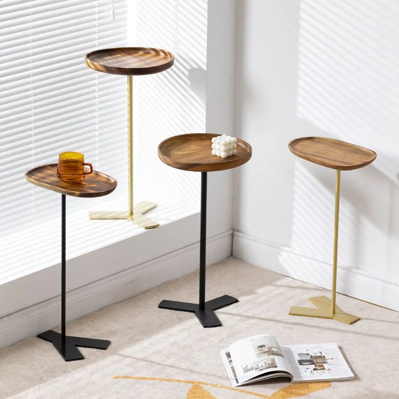 Bijzettafel eigentijdse stijl, metalen voetstuk, ronde bank, zijaccenttafel Clearhalo
