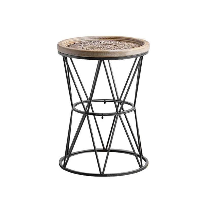 Bijzettafel met rond dienblad, rustieke houten en metalen snacktafel aan de zijkant Clearhalo