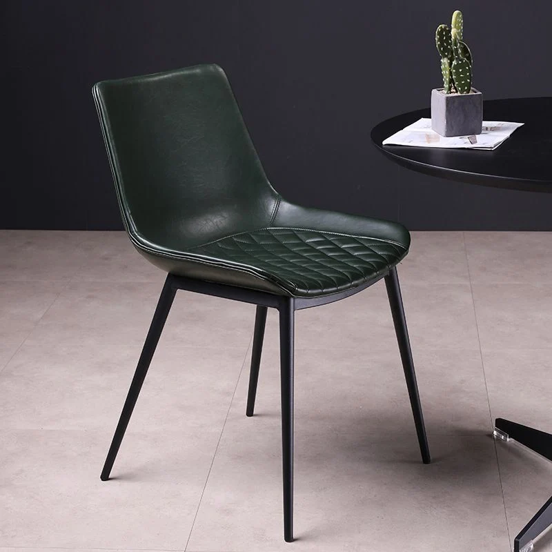 Eetkamerstoelen industriële stijl Armloze eetkamerstoel met metalen poten voor keuken Clearhalo