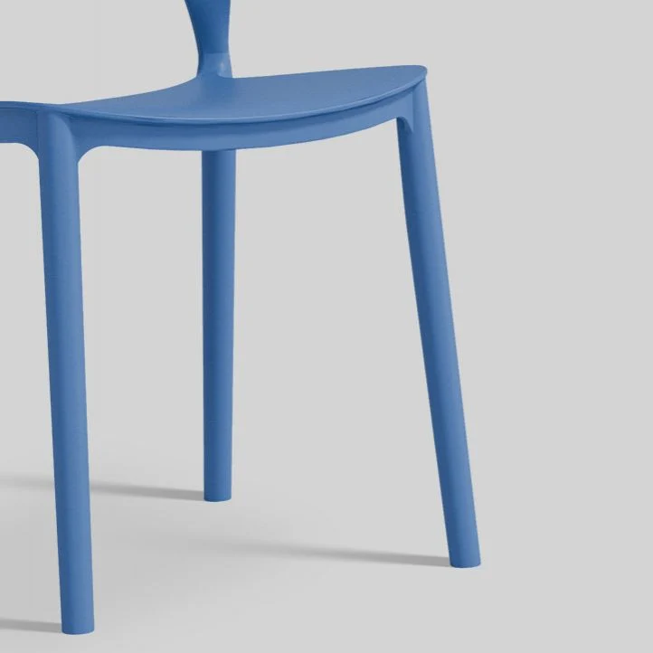 Eigentijdse eetkamerstoel Armloze eetkamerstoel met plastic poten voor keuken Clearhalo