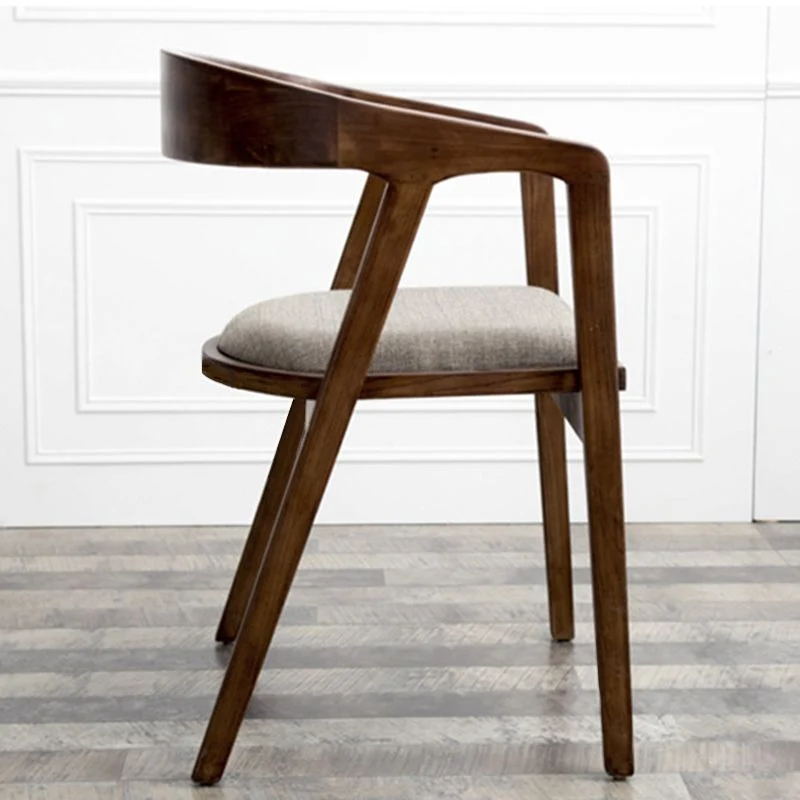 Eigentijdse eetkamerstoel met rubberhouten bekleding en fauteuil Clearhalo