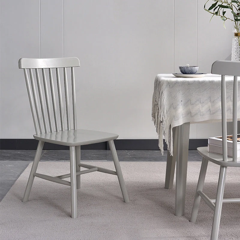 Eigentijdse eetkamerstoel van rubberwood met houten Windsor-achterkant (set van 2) Clearhalo