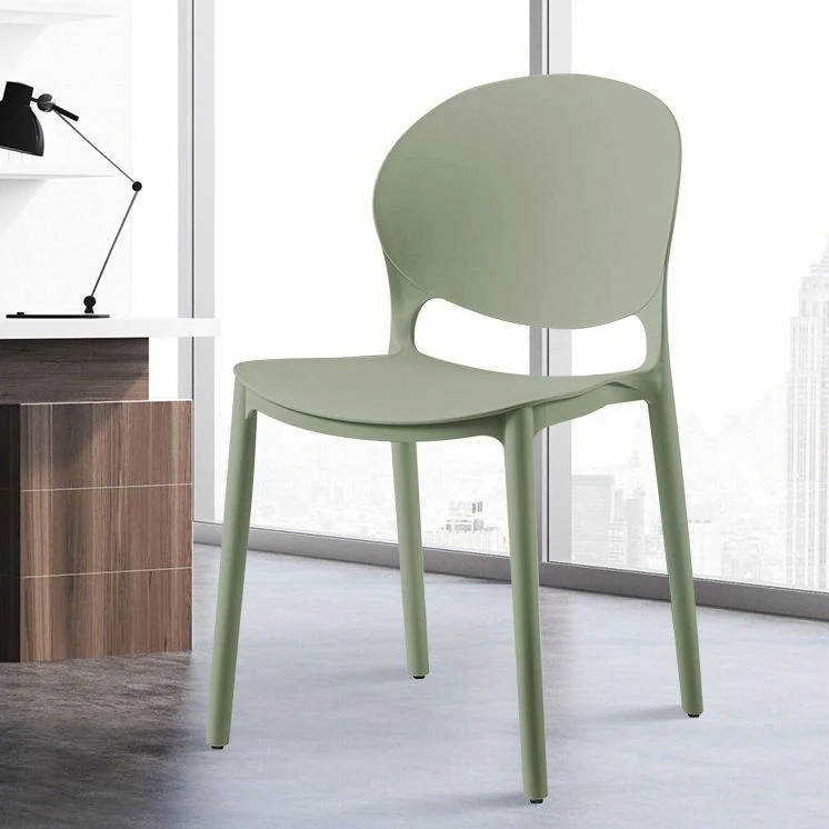 Eigentijdse eetkamerstoelen Armloze eetkamerstoelen met plastic poten voor de keuken Clearhalo