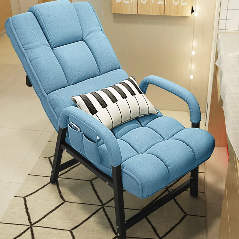 Eigentijdse fauteuil met lendensteun en getufte rugleuning Clearhalo
