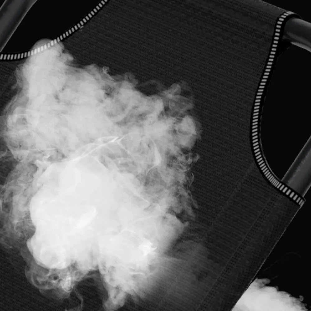 Eigentijdse fauteuil met metalen onderstel en rugleuning met positievergrendeling Clearhalo