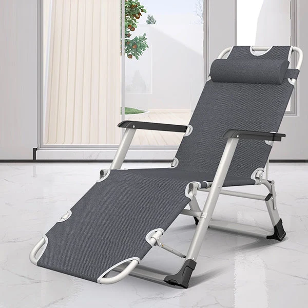 Eigentijdse grijze standaard fauteuil met metalen onderstel en zwarte armleuningen Clearhalo