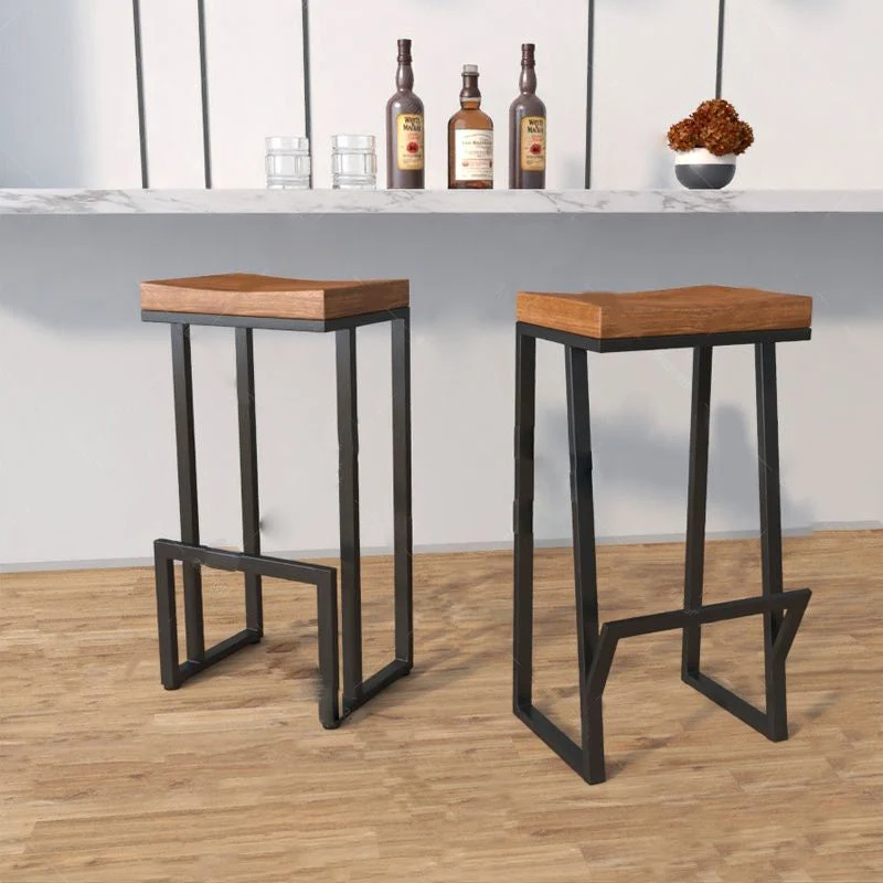 Eigentijdse houten barkrukken Rugloze barkruk met metalen poten Clearhalo