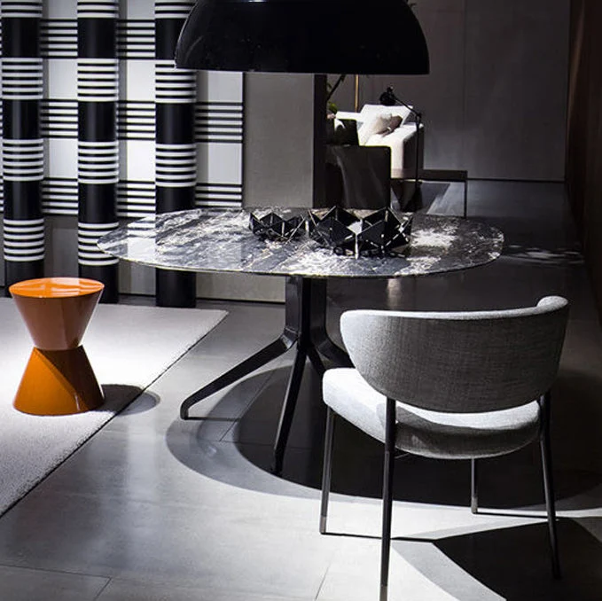 Eigentijdse stoelen Eetkamerstoelen met open rug en metalen poten voor de keuken Clearhalo