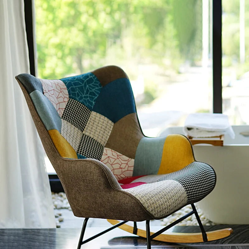 Ergonomische eigentijdse schommelstoel met accent en zitkussen Schommelstoel Wingback Clearhalo