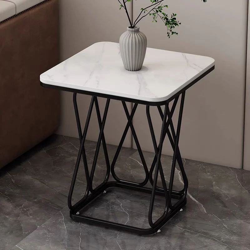 Frame Onderstel Design Zwart/goud Metaal Zwart Wit/wit Marmeren blad Ronde bijzettafel Clearhalo