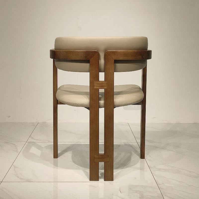 Gestoffeerde eetkamerstoelen Moderne fauteuils met houten onderstel Clearhalo