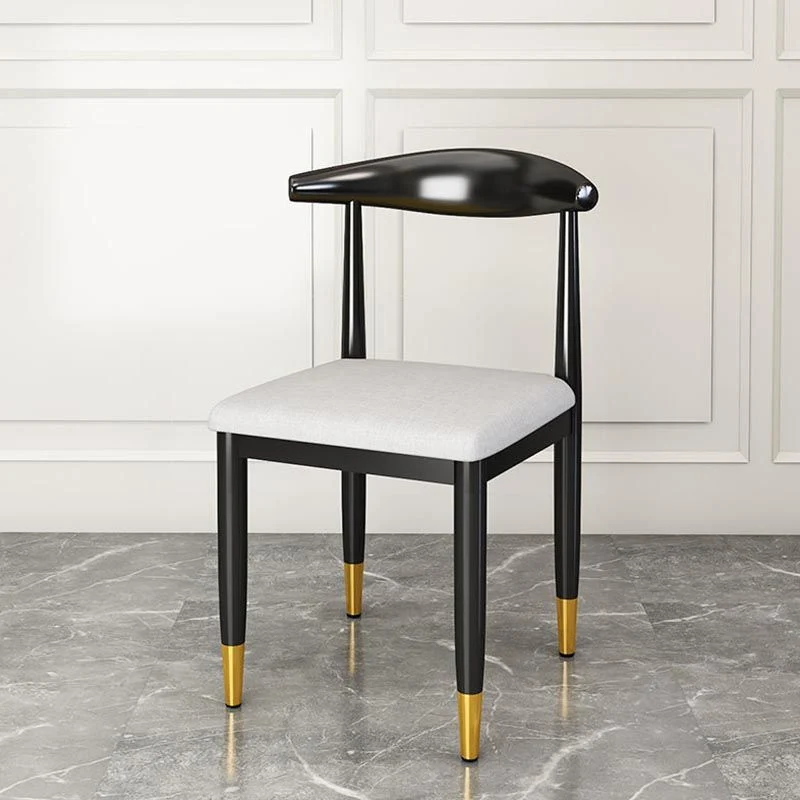 Glam metalen eetkamerstoelen eetkamerstoelen met open achterkant en matte afwerking voor binnen Clearhalo