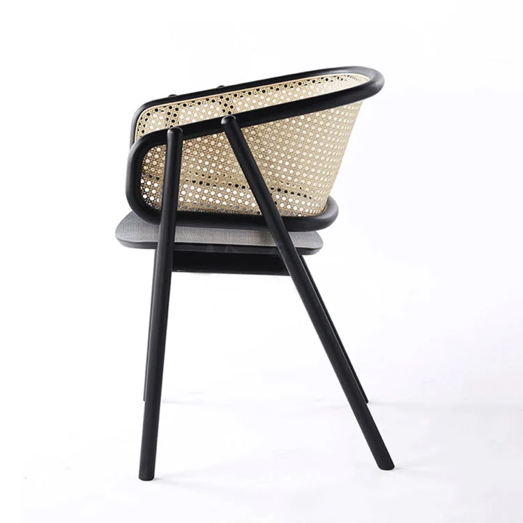 Houten eetkamerstoelen aan de zijkant Eetkamerstoel Scandinavische stijl met open achterkant Clearhalo