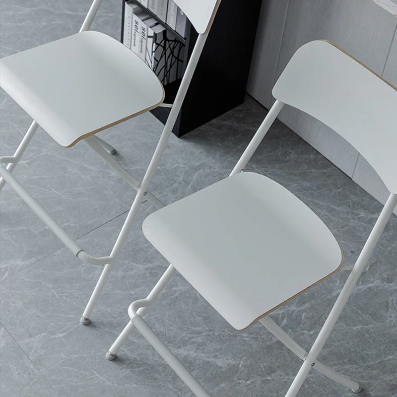 Houten opklapbare bar- en tegenkruk Moderne lage rugleuning voetsteun voor binnen Clearhalo
