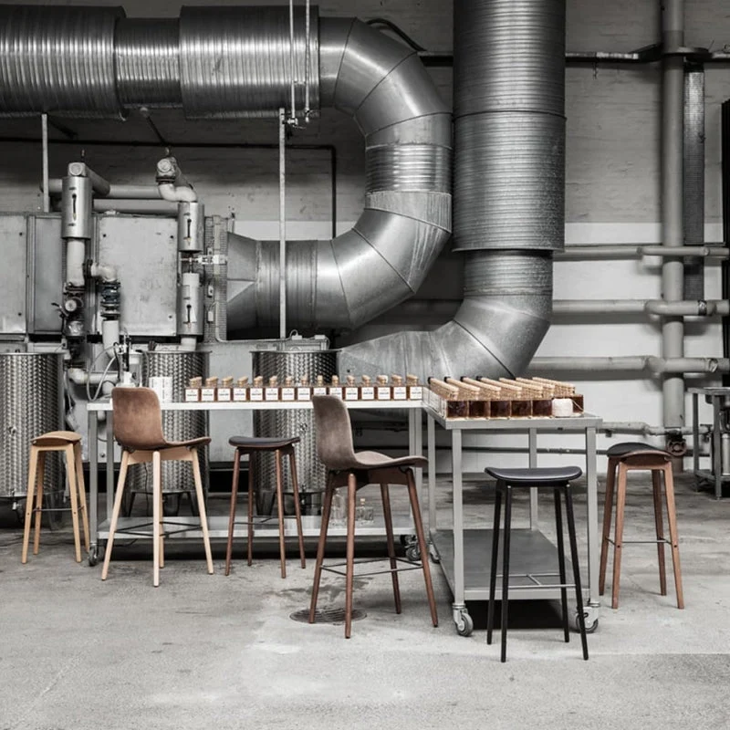 Industriële massief houten kruk, zadelzitkruk voor woonkamer Clearhalo