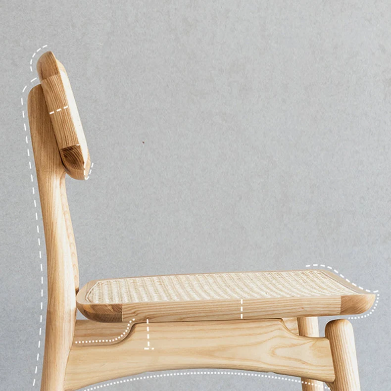 Minimalistische houten eetkamerstoelen met open achterkant voor thuis Clearhalo