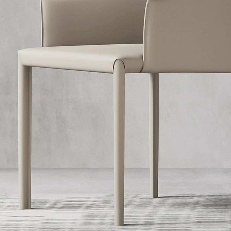Minimalistische stoel met stevige rugleuning voor thuisgebruik Leren eetkamerstoel Clearhalo
