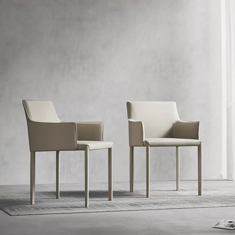 Minimalistische stoel met stevige rugleuning voor thuisgebruik Leren eetkamerstoel Clearhalo