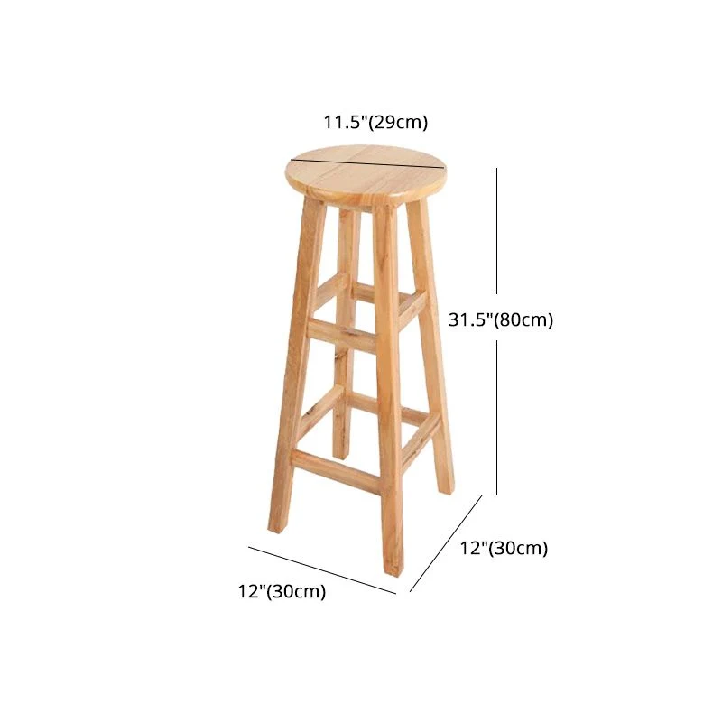 Moderne armloze tegenkruk Houten barkruk met houten zitting en pedaal Clearhalo