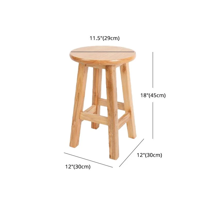 Moderne armloze tegenkruk Houten barkruk met houten zitting en pedaal Clearhalo