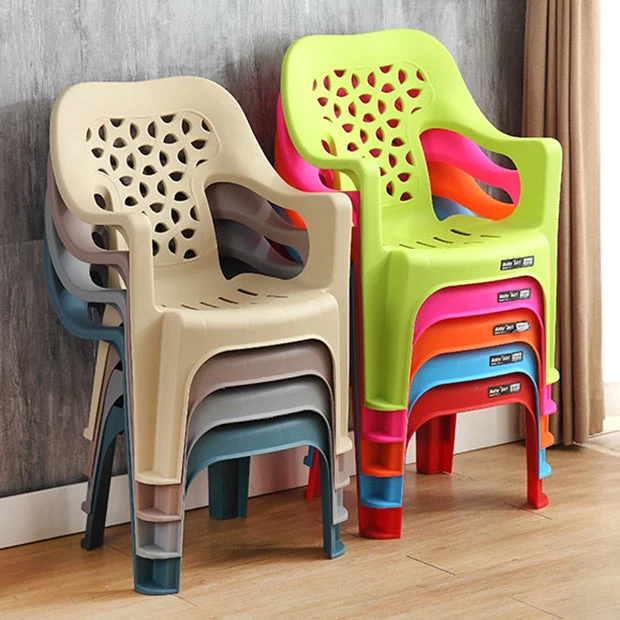 Moderne eetfauteuil voor binnen, stapelbare kunststof eetkamerstoelen Clearhalo
