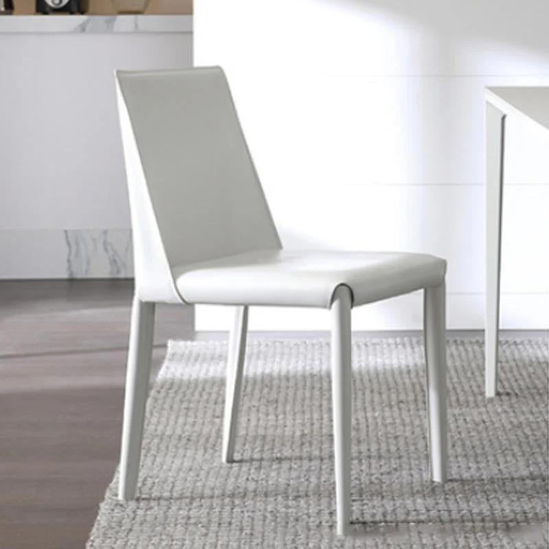 Moderne eetkamerstoelen Armloze stoelen met metalen poten voor keuken Clearhalo