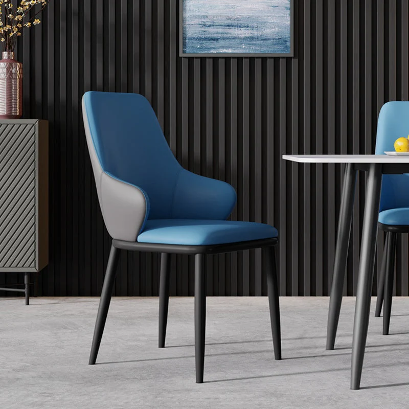 Moderne eetkamerstoelen met matte afwerking, gebogen leren Parsons-fauteuil Clearhalo