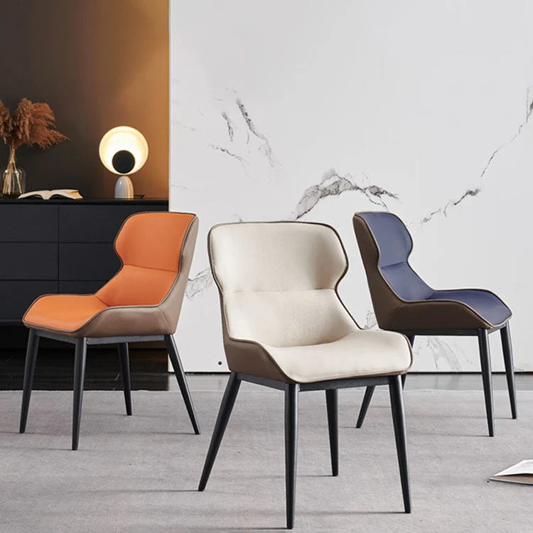 Moderne kunstleer eetkamerstoelen met vleugelleuning aan de zijkant voor gebruik restaurants Clearhalo